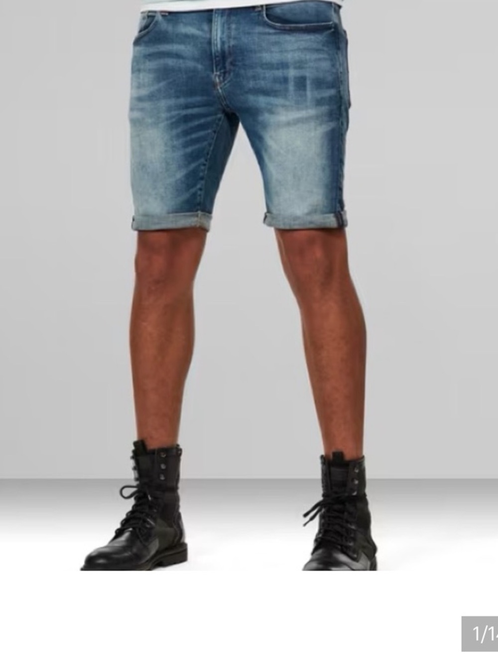 G- Star/Men/3301 Slim light Blue Denim Shorts / 30